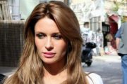 Carolina Gynning filmen, man ser fittan.